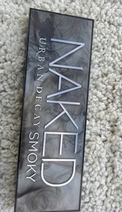 Urban Decay Naked Smoky Eyeshadow Palette. RARE Discontinued. 12 Shades. Makeup - Picture 1 of 3