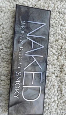 Urban Decay Naked Smoky Eyeshadow Palette. RARE Discontinued. 12 Shades. Makeup - Image 1 of 3