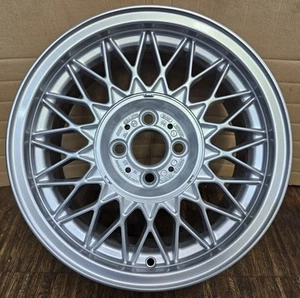 1 original BMW E30 15 Zoll Kreuzspeiche Alufelge 7x15 ET24 1179066 BBS, KBA41016 - Bild 1 von 21