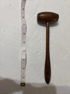 Mazo de madera antiguo vintage para subastadores de latón - Imagen 1 de 8