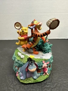 Walt Disney Winnie the Pooh Catching Butterflies Music Box Wonderland Music Co. - Picture 1 of 9