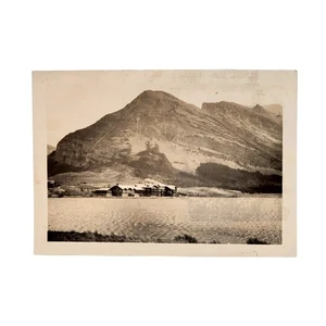 Vtg B&W Original Photo Found 1940 Alberta Canada Mountain Behind House Snapshot - Picture 1 of 4