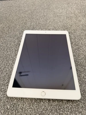 IPAD 5th GENERATION 32GB 9.7 INCH WI-FI White - MODEL A1822 Very Good Condition - Image 1 of 4