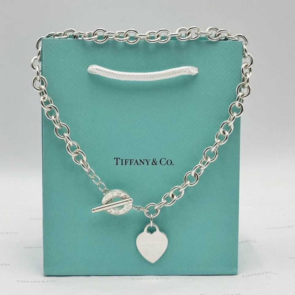 Collar Tiffany & Co. Corazón Etiqueta Palanca Plata de Ley 925 con Bolsa de Regalo y Caja Foto 1 de 4