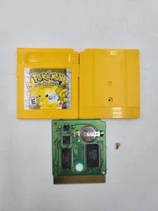 Nintendo Gameboy Cartuccia Pokemon Giallo Testata Funzionante - Foto 1 di 10