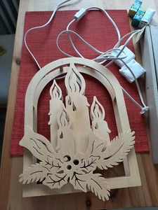 Ratags Fensterbild Kerze beleuchtet Erzgebirge Holzkunst in Original Karton - Bild 1 von 8