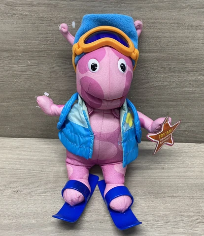 Fisher Price 2005 The Backyardigans Sing Pretend Talking Skii Uniqua Plush Rare Cover