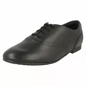 Venta Niñas JULES WALK Cuero Negro con Cordones Brogue Zapatos Escolares de Clarks £19.99 - Imagen 1 de 9