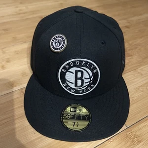 New Era 59FIFTY Brooklyn Nets New York Chainstitch Pin 7 5/8 Hat Rare SOLD OUT - Picture 1 of 15
