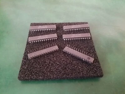 MT5C2568-25 MICRON SRAM LOT OF 6 PCS NOS - Image 1 of 4