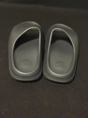 Yeezy слайды размер США 11 черные - Изображение 1 из 4