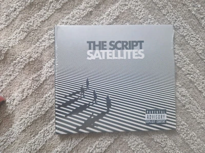 The Script 2024 "Satellites" - Bild 1 von 2
