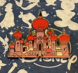 Disney Loungefly Princess Castle Mystery Pin: Agrabah Jasmine - Bild 1 von 3