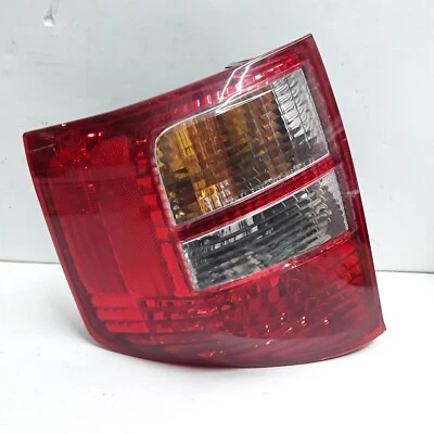 02 03 04 Conjunto de luz trasera izquierda del lado del conductor Isuzu Axiom OEM Foto 1 de 2