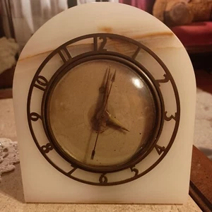Telechron Electric Mantle Clock 4H81 Statesman' Tested & Working Well - Picture 1 of 7