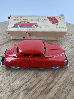 Raro Vintage Chevy 1940’s Sedan Brinquedo Wind Up Car Caixa Original Ocupada Japão Skk - Imagem 1 de 4