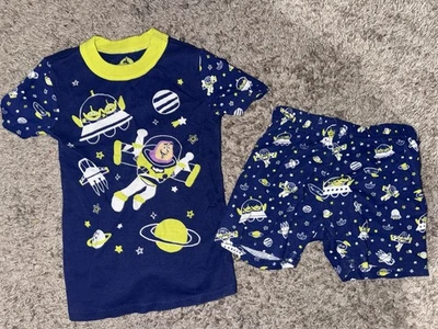 Disney Store Toy Story Buzz Lightyear Talla 5 Conjunto de Dos Piezas Pantalones Cortos Niños Pijama Foto 1 de 3
