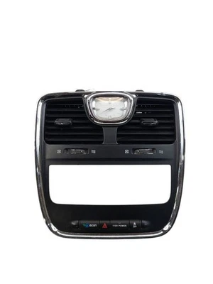 Ободок приборной панели TOWN COUNT 2016 621592 - Изображение 1 из 4