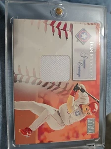 IVAN RODRIGUEZ 2000 FLEER SKYBOX GENUINE COVERAGE GAME USED WORN JERSEY - Picture 1 of 2