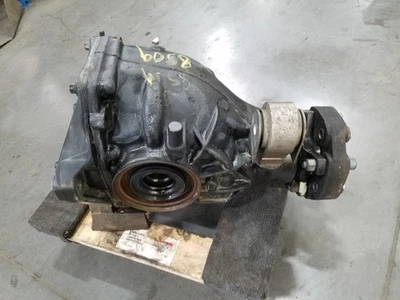 2011 梅赛德斯奔驰 AMG E 63 后差速器组件 #8509 B-3 — 第 1/4 张图片