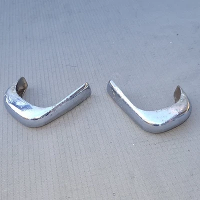 Embellecedor de parachoques delantero Mercedes-Benz 190SL Foto 1 de 4