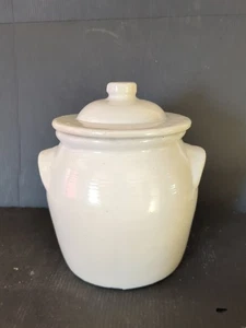 MEDIUM SIZE VINTAGE FRENCH EARTHENWARE CREAM GLAZED LIDDED CROCK/STORAGE JAR/POT - Picture 1 of 9