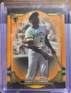 2022 Topps Triple Threads 89 Roberto Clemente /199 Amber Orange HoF Pirates Card - Picture 1 of 3