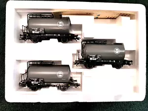 MARKLIN HO 4854 EVA -3 CAR SET TANK CARS 2-AXLE 1994 EXCLUSIVE NEW IN BOX - Picture 1 of 4