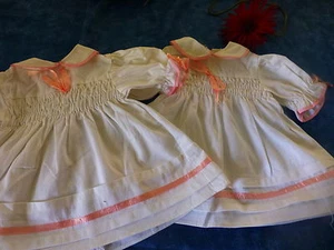 Lote === Muñeca, bella ,Raynal, Gege , Vintage Lote 2robes 35cm Nuevas - Picture 1 of 3