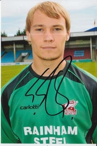 SCUNTHORPE UNITED HANDSIGNIERTES SAM SLOCOMBE 6X4 FOTO 7. - Bild 1 von 1
