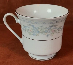 Taza de café o té Somerset by NL Excel azul rosa adornos florales reemplazos nueva - Imagen 1 de 7