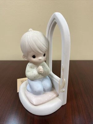 Precious Moments 1985 “Adorad al Señor” 102229 Foto 1 de 4