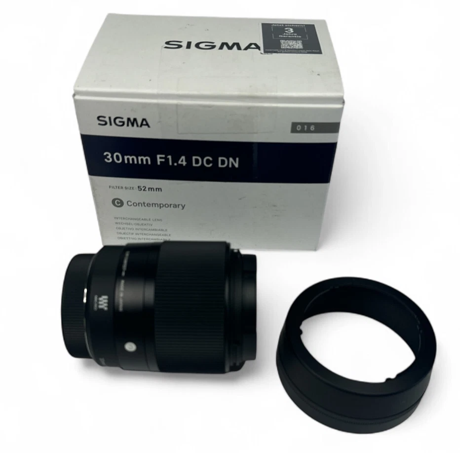 Sigma 30mm f/1.4 DC DN MFT lichtstarkes Objektiv Micro Four Thirds TOP Zustand - Bild 1 von 4