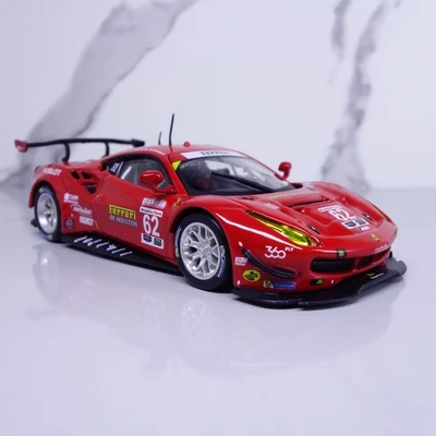 Ferrari 488 GTE 2017 rojo escala 1:43 diecast modelo Daytona coche de carreras de Bburago Foto 1 de 4
