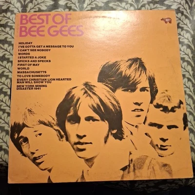 BEE GEES "THE BEST OF BEE GEES" VINYL LP 1973 VG+ - Image 1 of 4