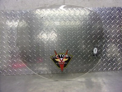 637 A VICTORY VISION TOURING 2010 OEM  WINDSHIELD  WIND SHIELD  - Image 1 of 4