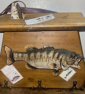 VTG Wood Fish Key Purse Hanger Wall Rack Organizer 3 Hook 3D Rustic Man Cave - Picture 1 of 2