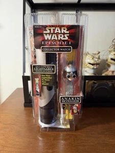 Orologio Star Wars Episodio 1 Anakin Skywalker 1999 da collezione spada laser nuovo con scatola sigillato - Foto 1 di 6