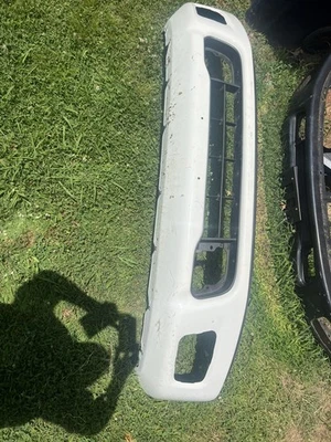 NUEVO imprimado - Conjunto de barra frontal de parachoques para Nissan Titan 2017 2018 2019 Foto 1 de 2