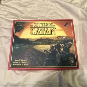 {Settlers Of } Catan and 5-6 Player Expansion New Sealed - Picture 1 of 3