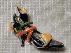 Vintage signierte KJL Kenneth Jay Lane Emaille Blume Schuh Absatz Brosche  - Bild 1 von 3
