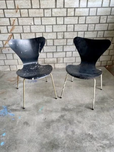 2 Stück, Fritz Hansen Arne Jacobsen Design Stuhl Chair Serie 7 schwarz, - Bild 1 von 3