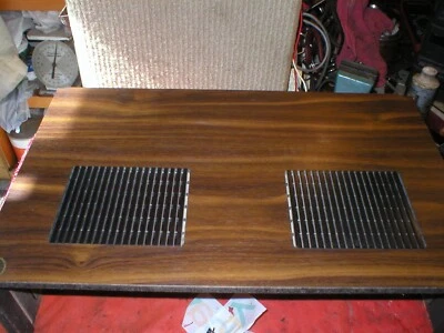 Armario de madera vintage Sanyo modelo 2033 con herrajes MUY BONITO Foto 1 de 4