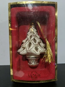 LENOX "Florentine & Pearl Tree" Porcelain Christmas Ornament - Picture 1 of 3
