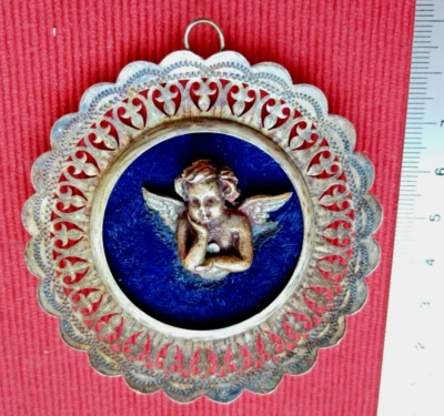 Medaglione Antico Da Culla In  Argento traforato mm. 70 - Immagine 1 di 3