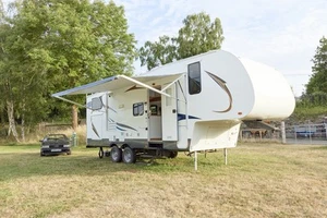 2011 Euro Cruiser 5th Wheel Caravan Fully Renovated In 2023 - Picture 1 of 24