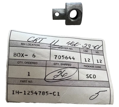 Case- IH- Cub Cadet- Pin de pivote- OEM# 1254785-C1 Foto 1 de 3
