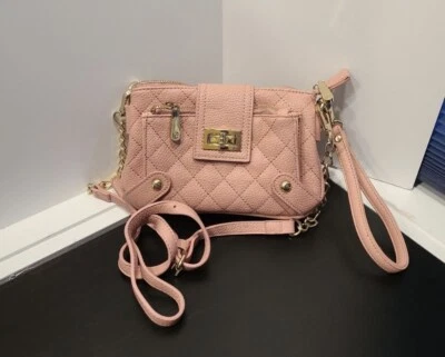 Adorable monedero pequeño rosa Foto 1 de 4