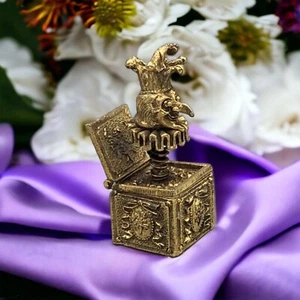 Vintage Jack In The Box Jester Solid Perfume Compact Max Factor Hypnotique Crème - Picture 1 of 22