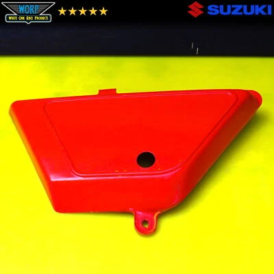 1978-1979 SUZUKI TS125 TS100 LEFT SIDE PANEL COVER NUMBER PLATE  47211-48001 - Image 1 of 4